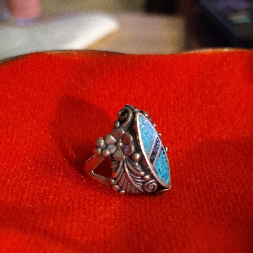 Turquoise Inlay Sterling Silver Ring - Picture 3 of 7